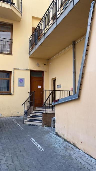 Spacious Apartment 6Min From The Dancing House Prag Eksteriør billede